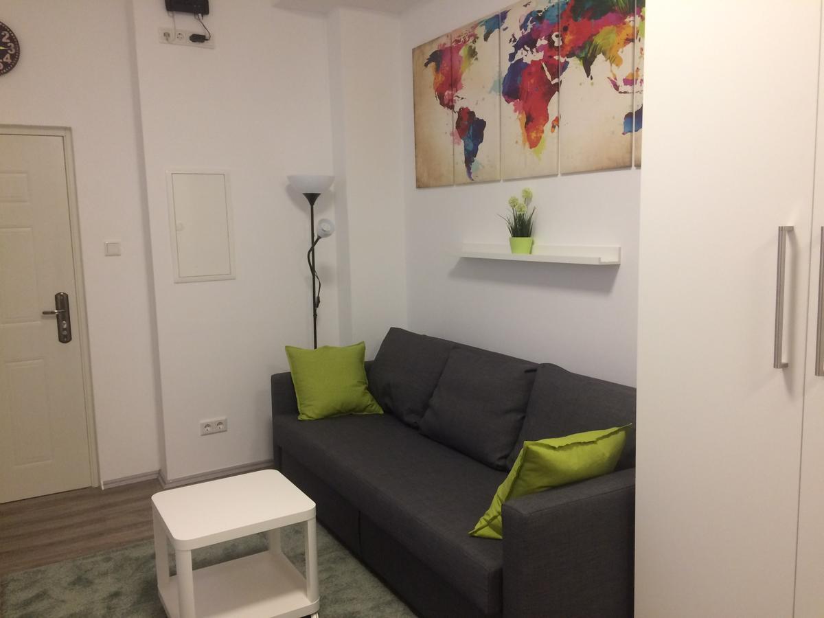 4rent Apartment *