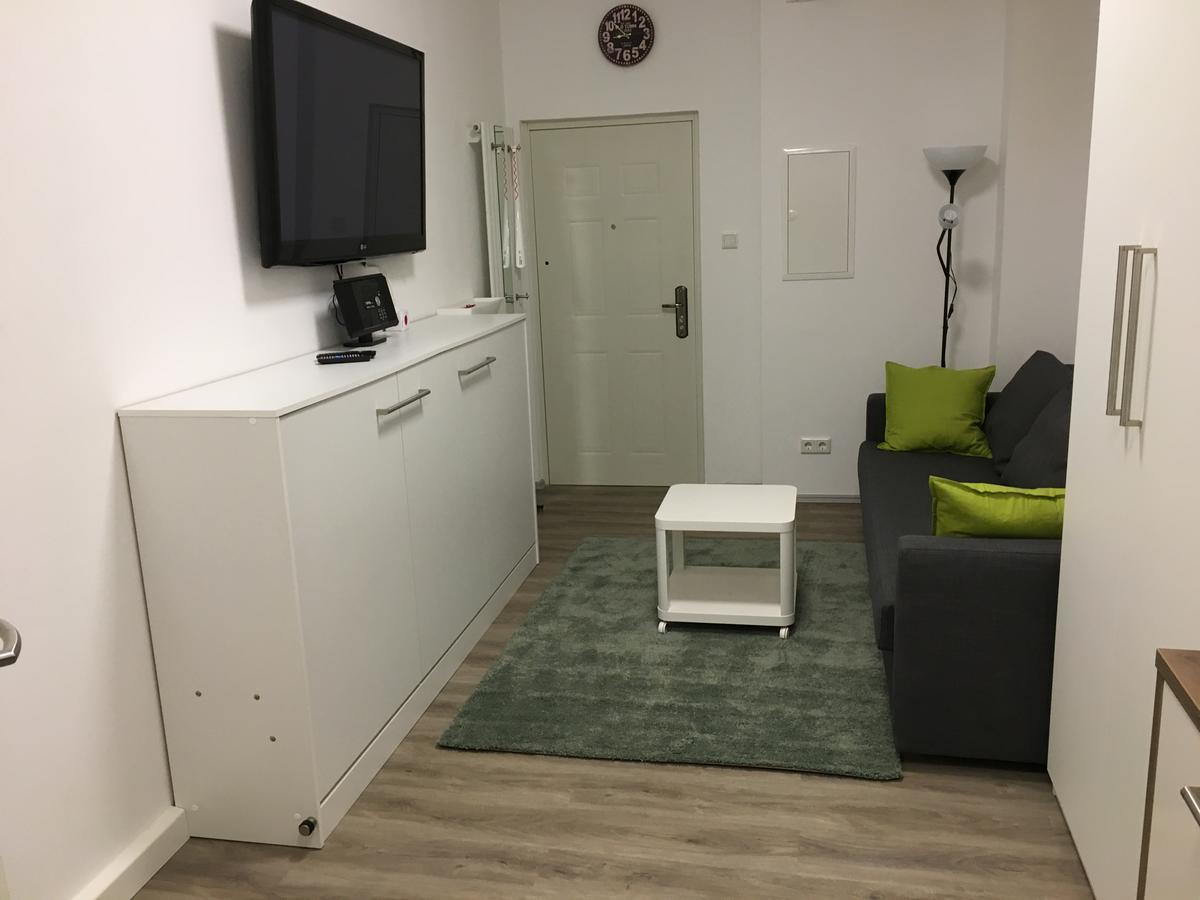 4rent *