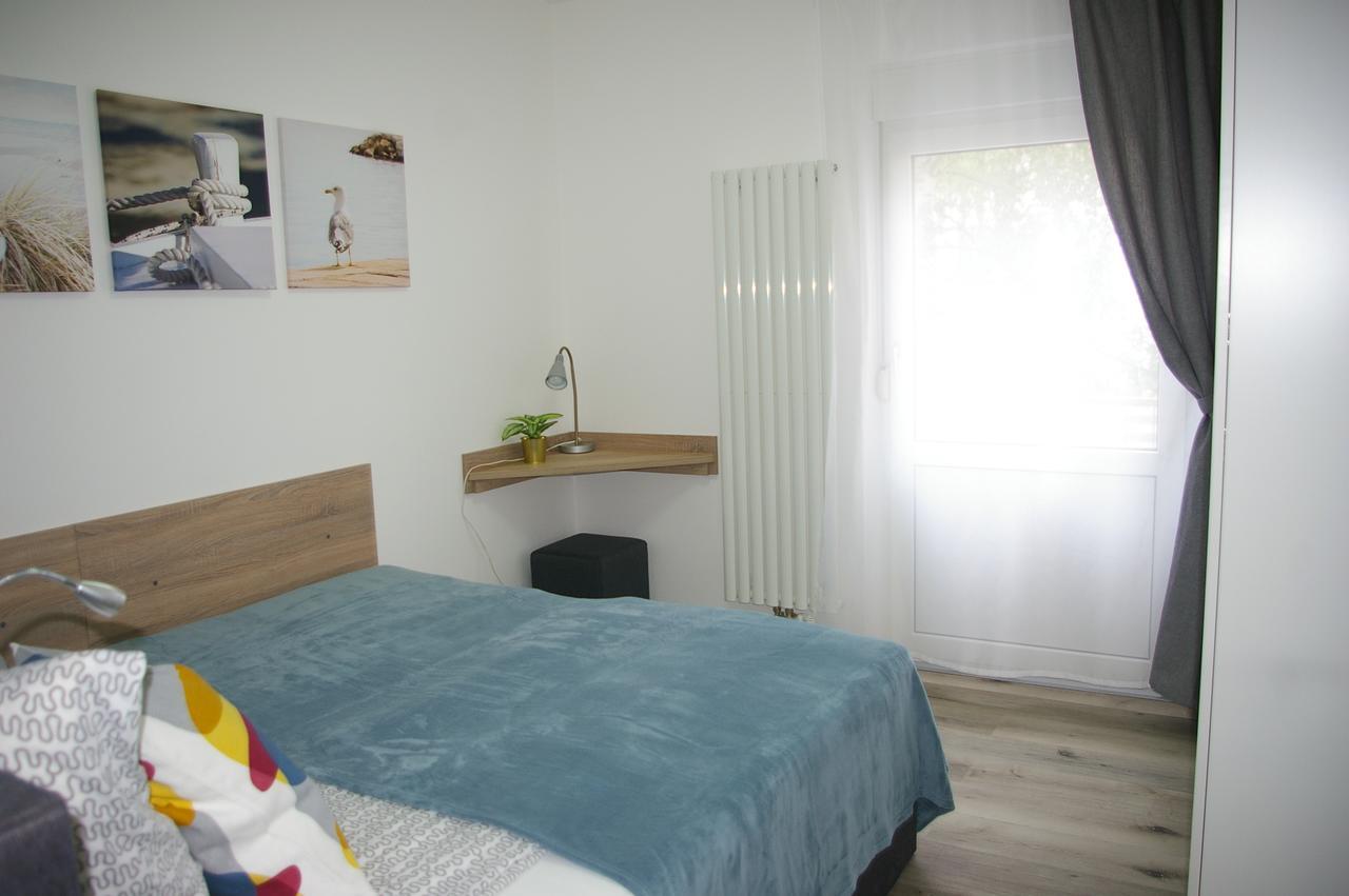 4rent Apartment *