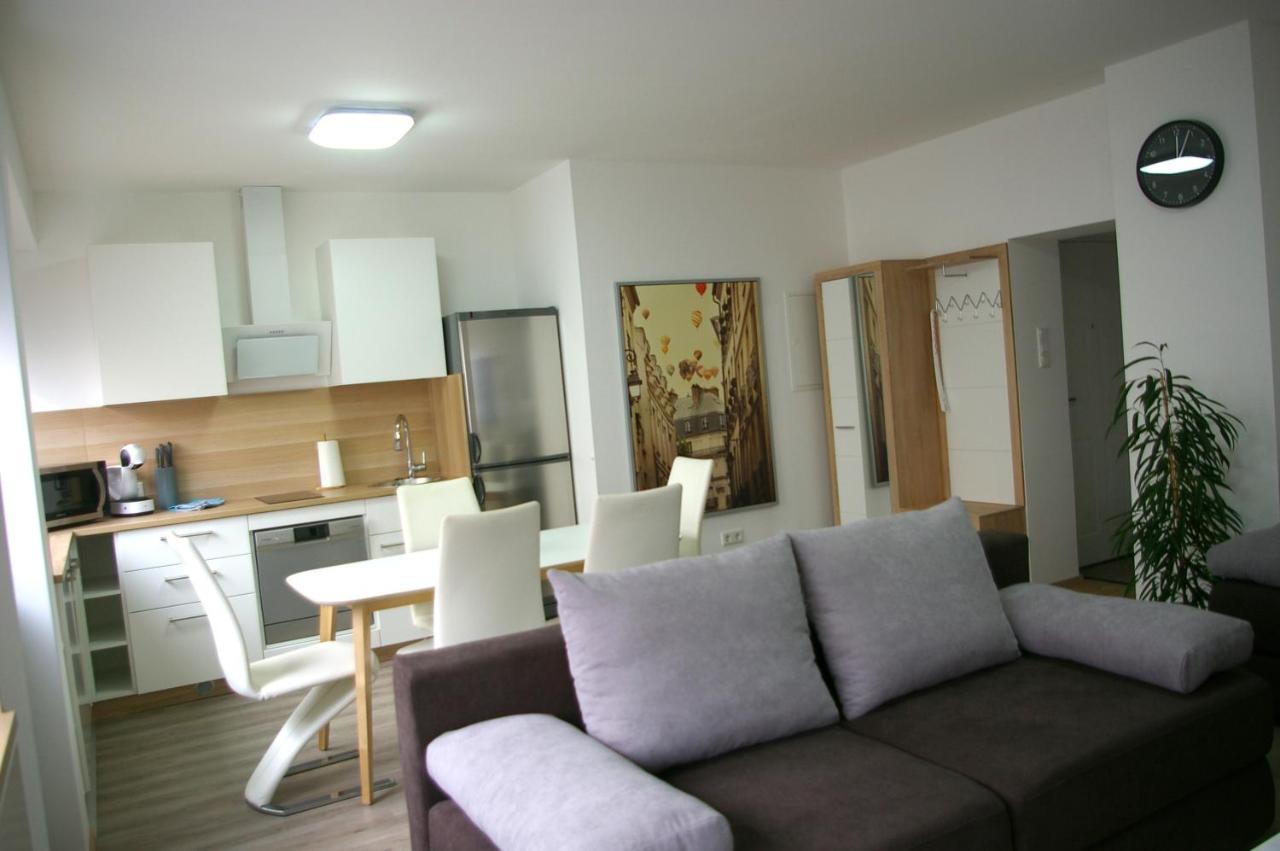 Apartment 4rent *